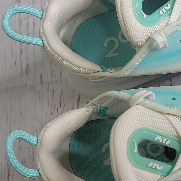 Nike Air Max 2090's White and Mint Green Women's Size 7 - Picture 10 of 15